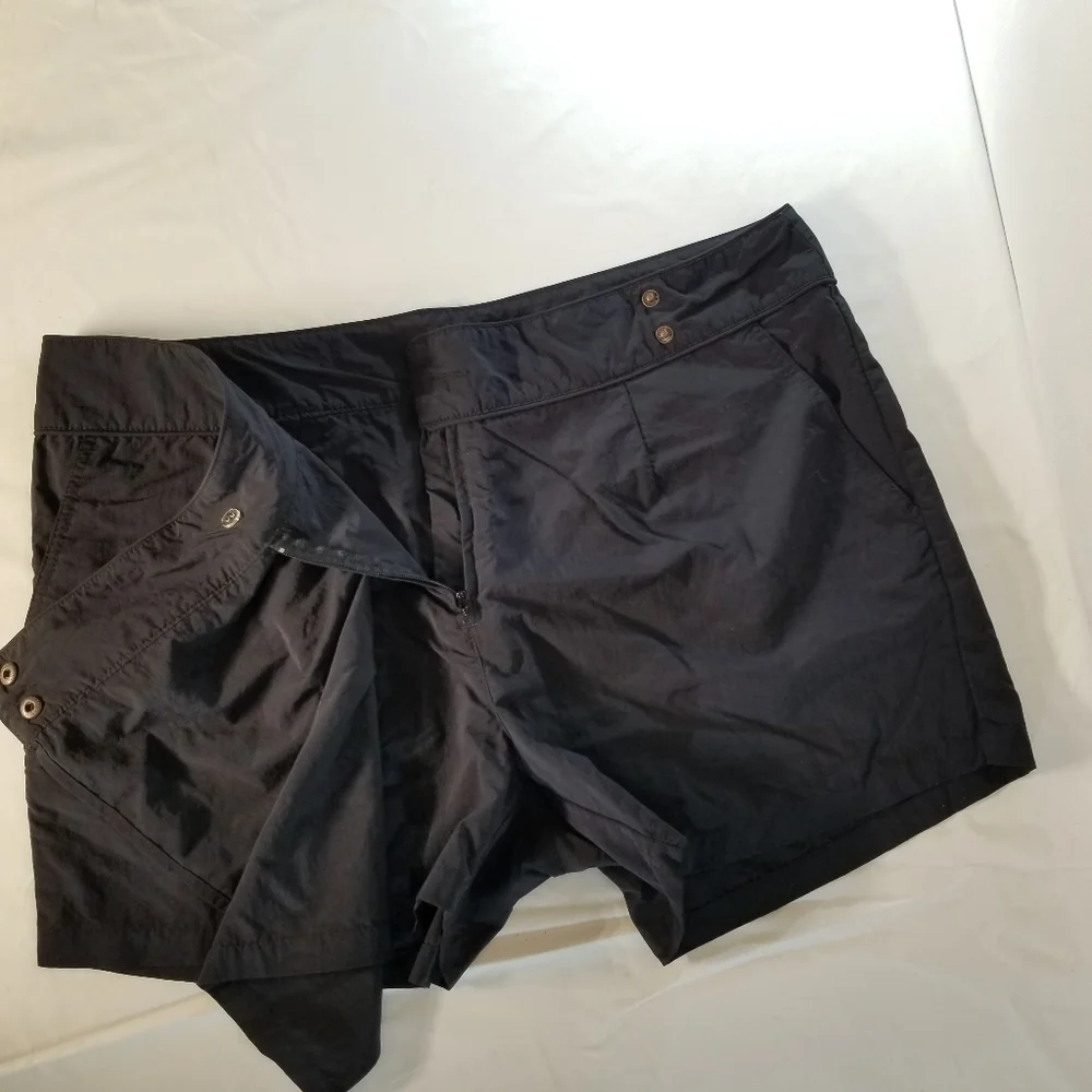 Eddie Bauer Women Sz 18 Solid Black Nylon Wrap Athletic Hiking Golf Skirt Skort
